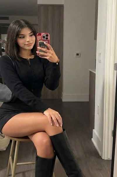 Emily, 21 Jahre