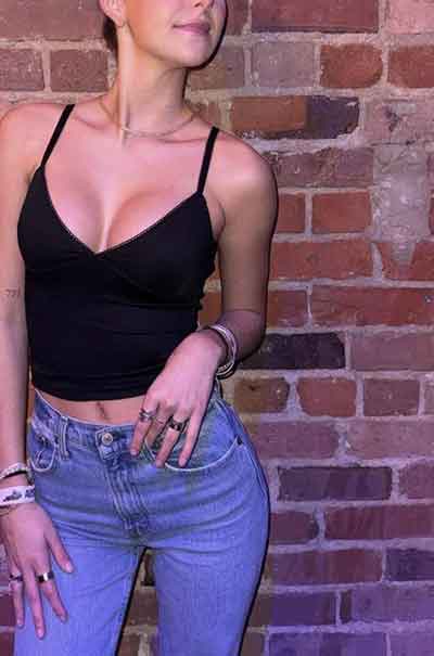 Sarah, 33 Jahre