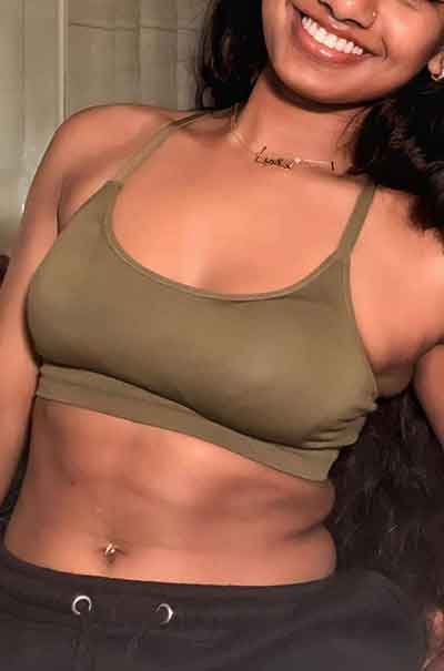 Lina, 23 Jahre