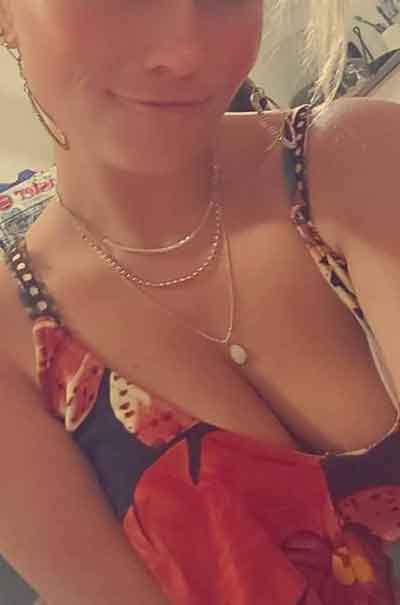 Nina, 27 Jahre