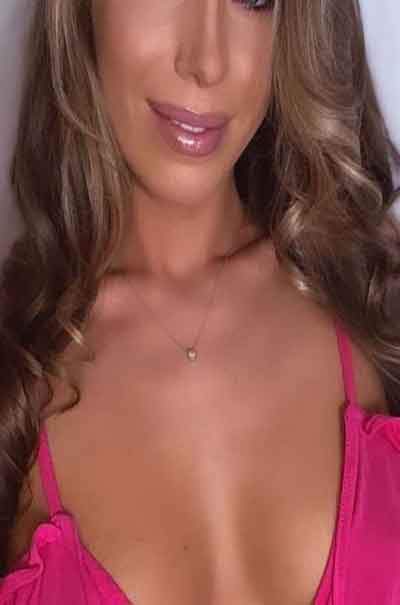Nina, 26 Jahre